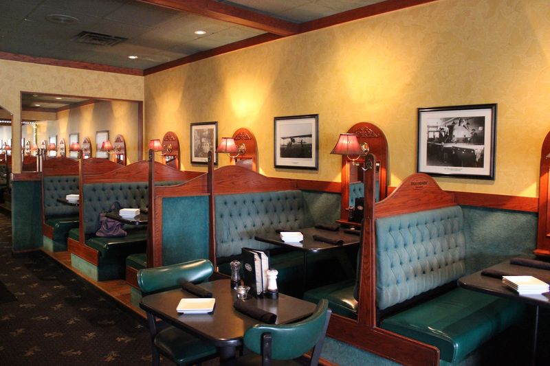 A Warm and Inviting Atmosphere Built for Every Occasion A Warm and Inviting Atmosphere Built for Every Occasion