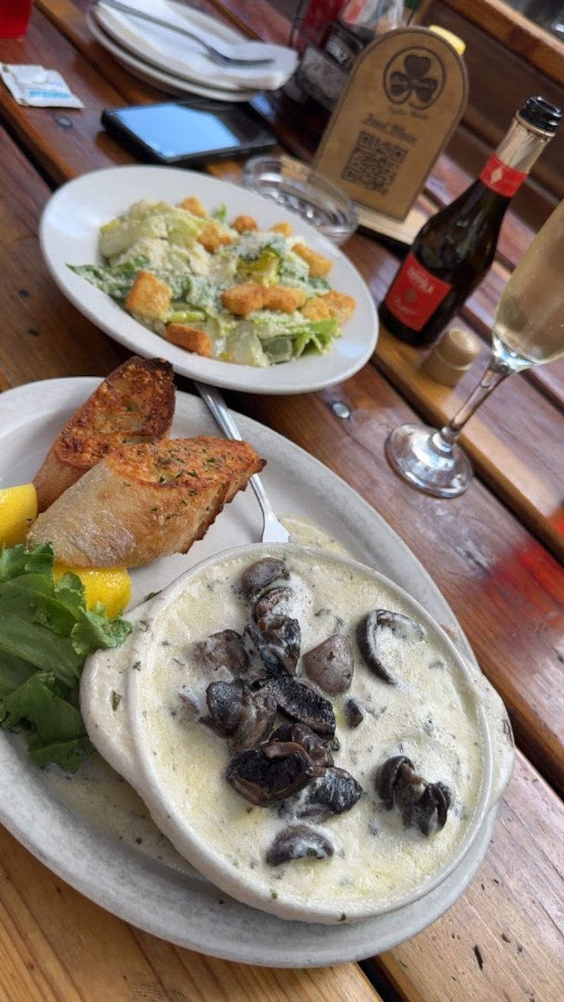 A Wine and Seafood Pairing Scene Worth Exploring A Wine and Seafood Pairing Scene Worth Exploring