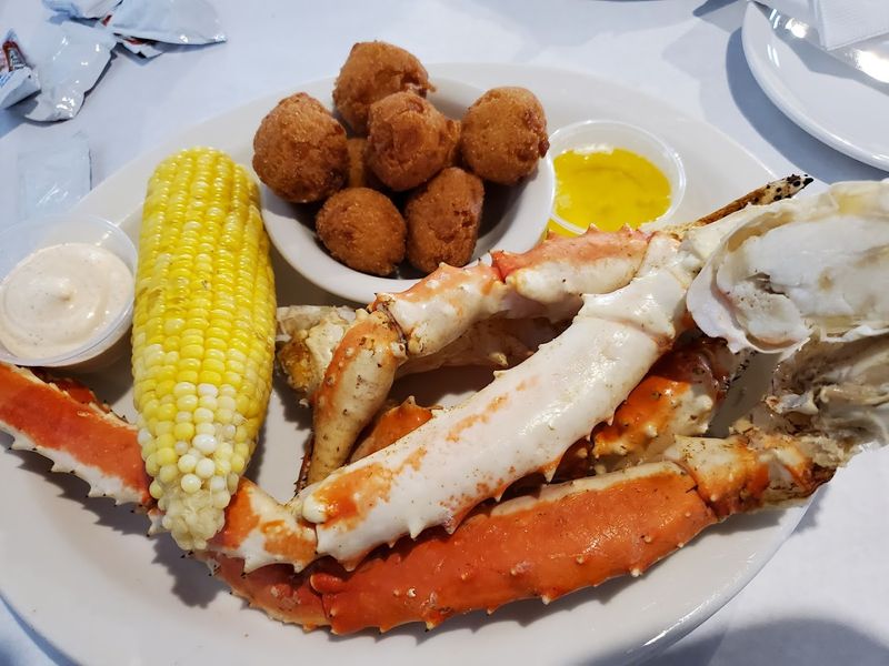 Alaskan Crab Legs and Snow Crabs Worth the Splurge