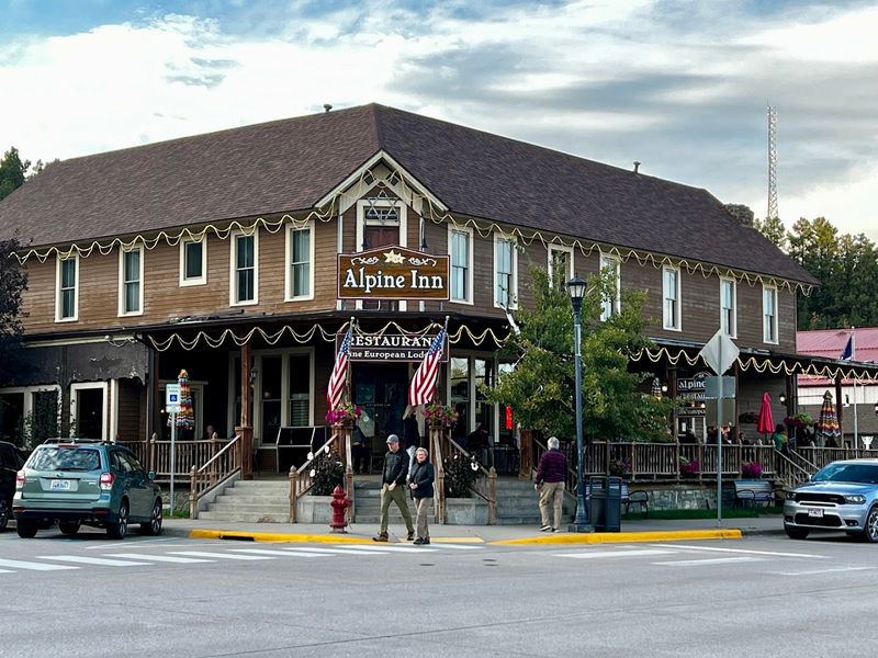 Alpine Inn - Hill City, South Dakota