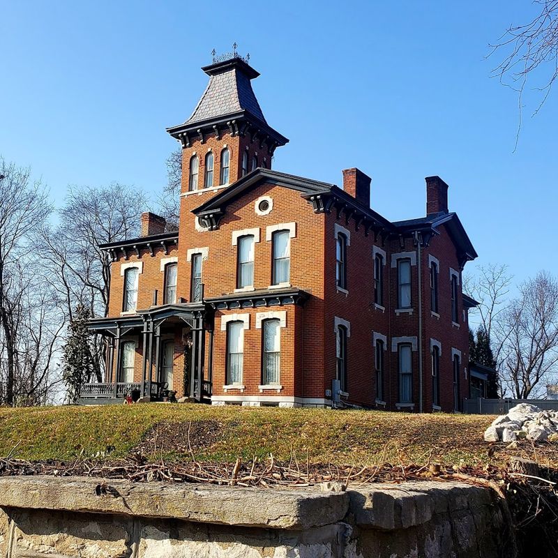 Alton's Haunted History and Ghost Tours