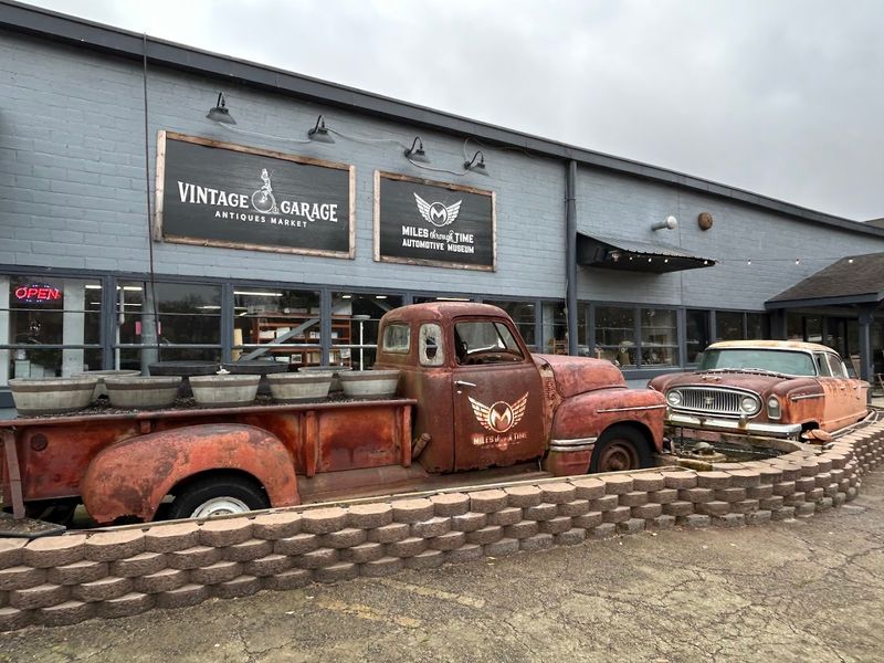 An Antique Mall and Gift Shop That Could Take Hours to Explore