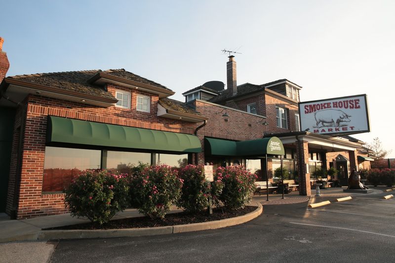 Annie Gunn's - Chesterfield, Missouri