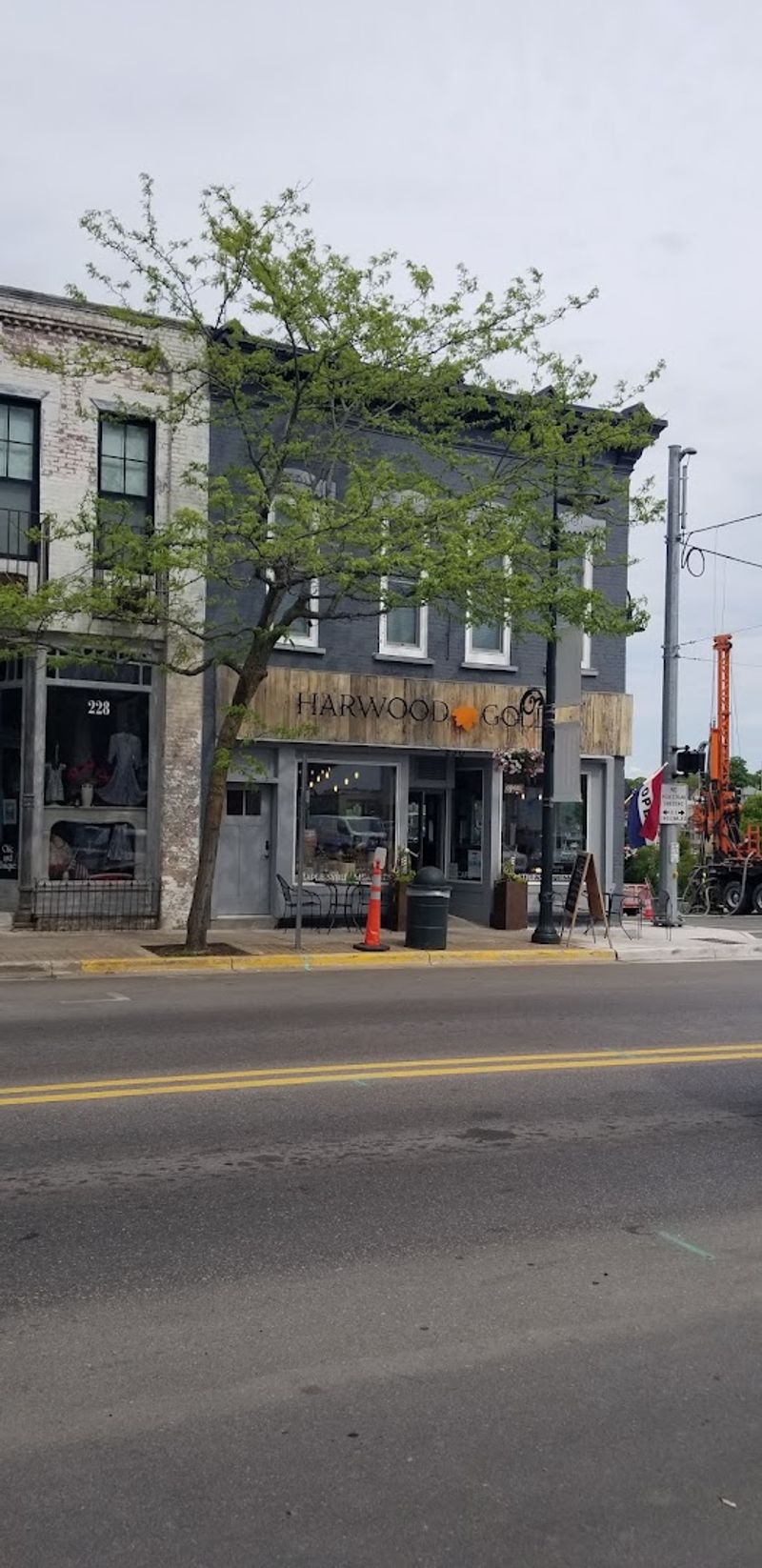 Antique Shops and Unique Boutiques Worth Exploring