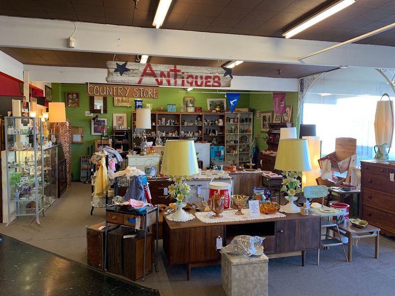 Antique Trove - Scottsdale, Arizona