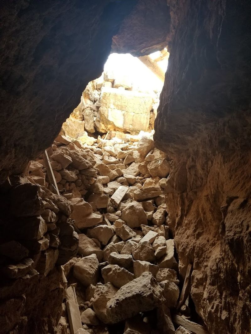 Apache Death Cave - Winslow, Arizona