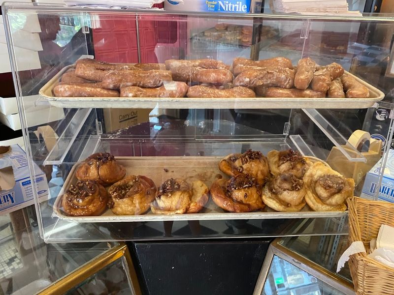 Apple Fritters Worth Every Single Calorie Apple Fritters Worth Every Single Calorie
