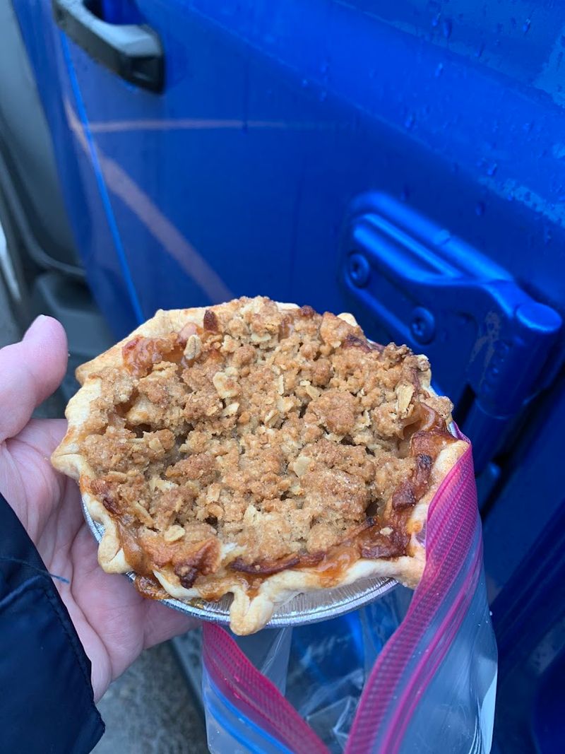 Apple Pie Crumble With a Cinnamon Kick You Will Not Forget