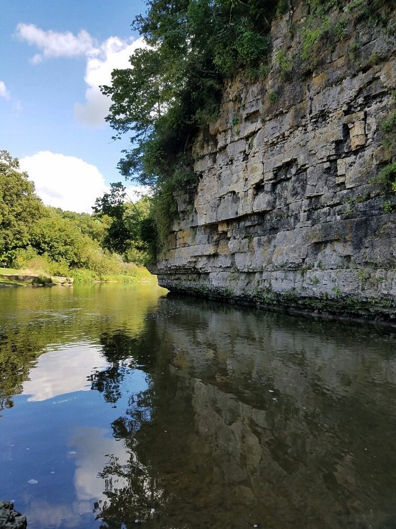 Apple River Canyon State Park: Nature at Its Finest