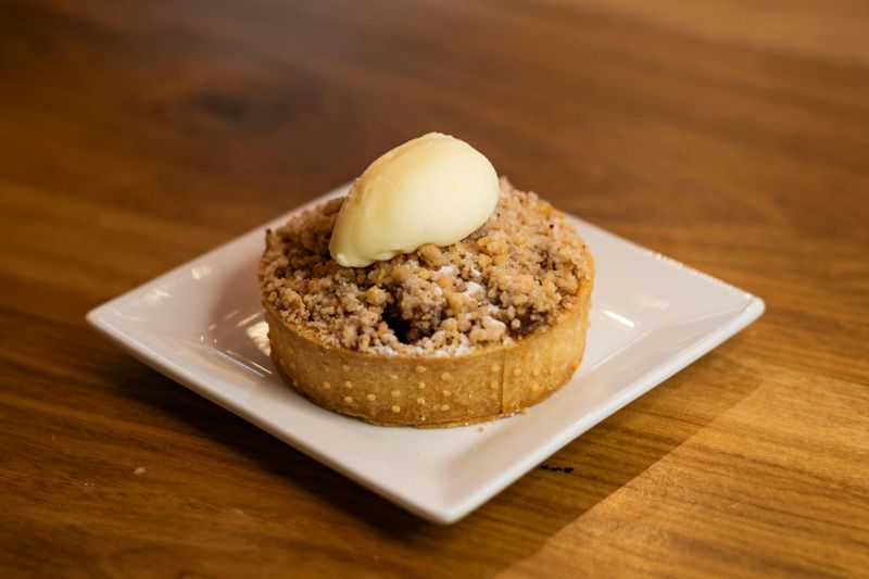 Apple crumble