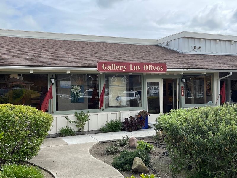 Art Galleries That Rival Big City Spaces