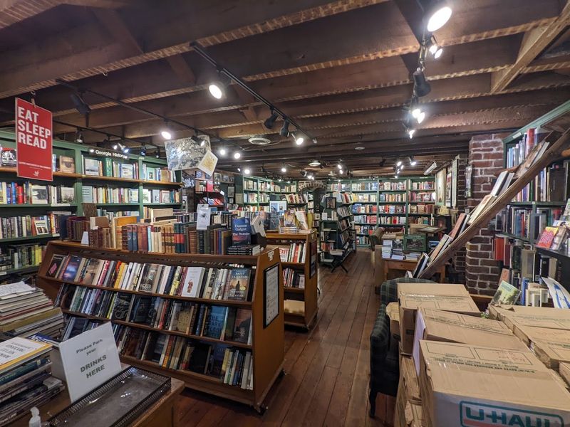 Author Events That Connect Readers and Writers