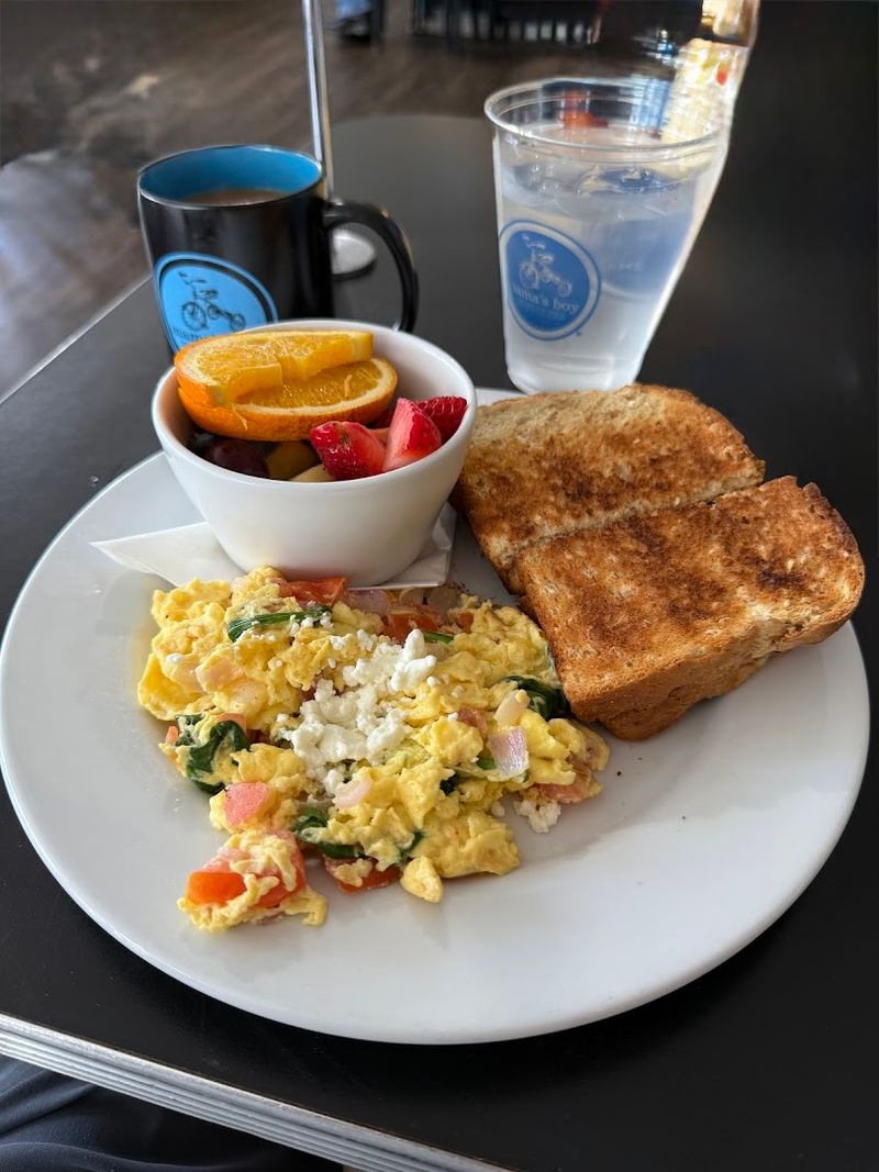 Avocado Toast With a Southern Twist Avocado Toast With a Southern Twist