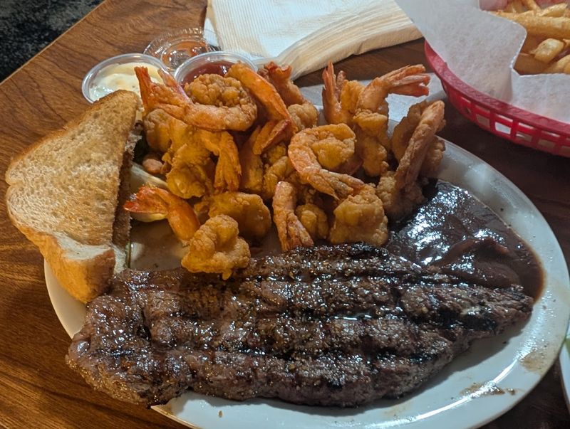 B & J's Steaks & Seafood - Darien, Georgia