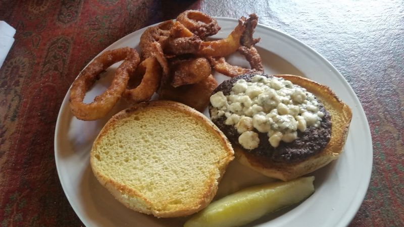 BLT and Onion Rings — A Classic Combo Done Right