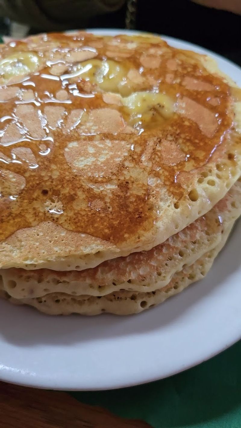 Banana Pancakes Worth the Drive