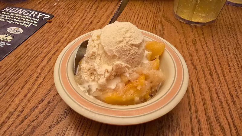 Banana Pudding and Peach Cobbler Desserts