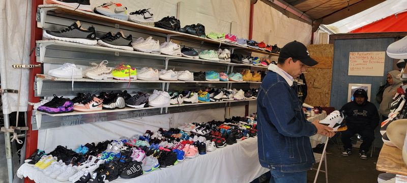 Bargain Prices and the Art of Haggling