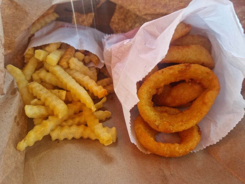 Beer-Battered Onion Rings Worth the Calories Beer-Battered Onion Rings Worth the Calories
