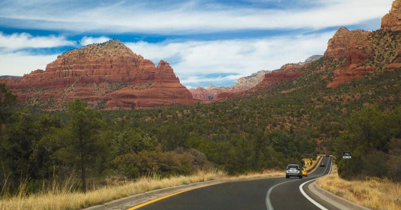 Bell Rock and Courthouse Butte Viewpoints