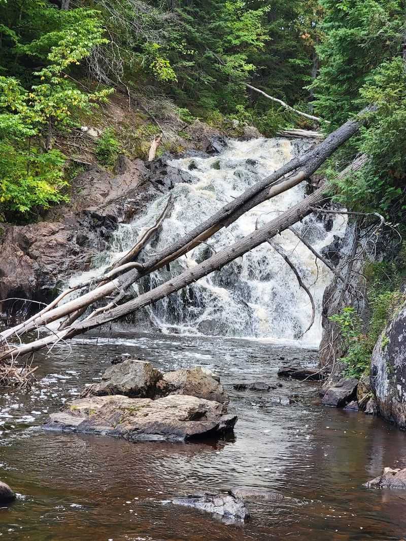 Best Time of Year to Visit Pinnacle Falls