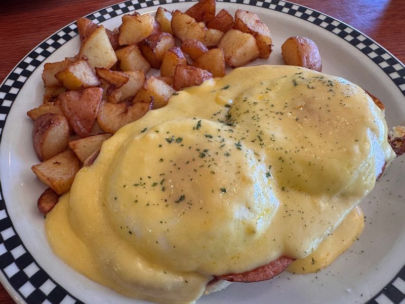 Big Mike's Breakfast: The Meal That Fills You Up