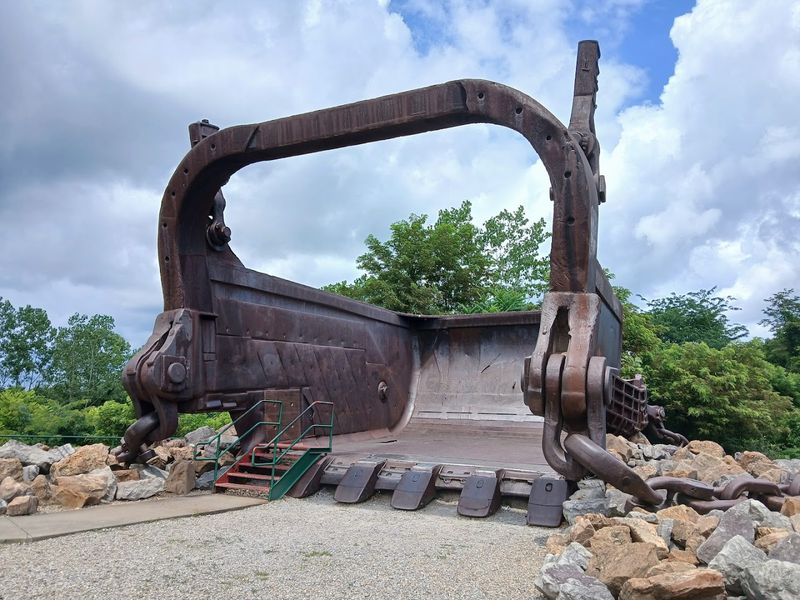 Big Muskie Bucket - McConnelsville, Ohio Big Muskie Bucket - McConnelsville, Ohio