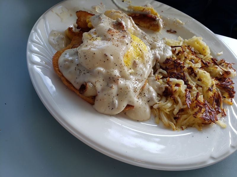Biscuits and Gravy So Good They Inspire Return Trips