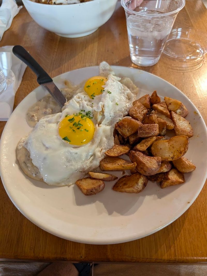Biscuits and Gravy Worth the Drive