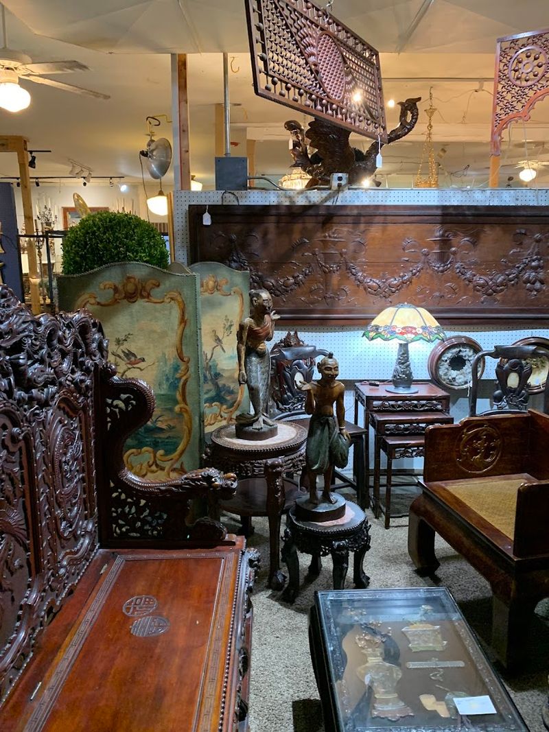 Black Angus Antiques Mall
