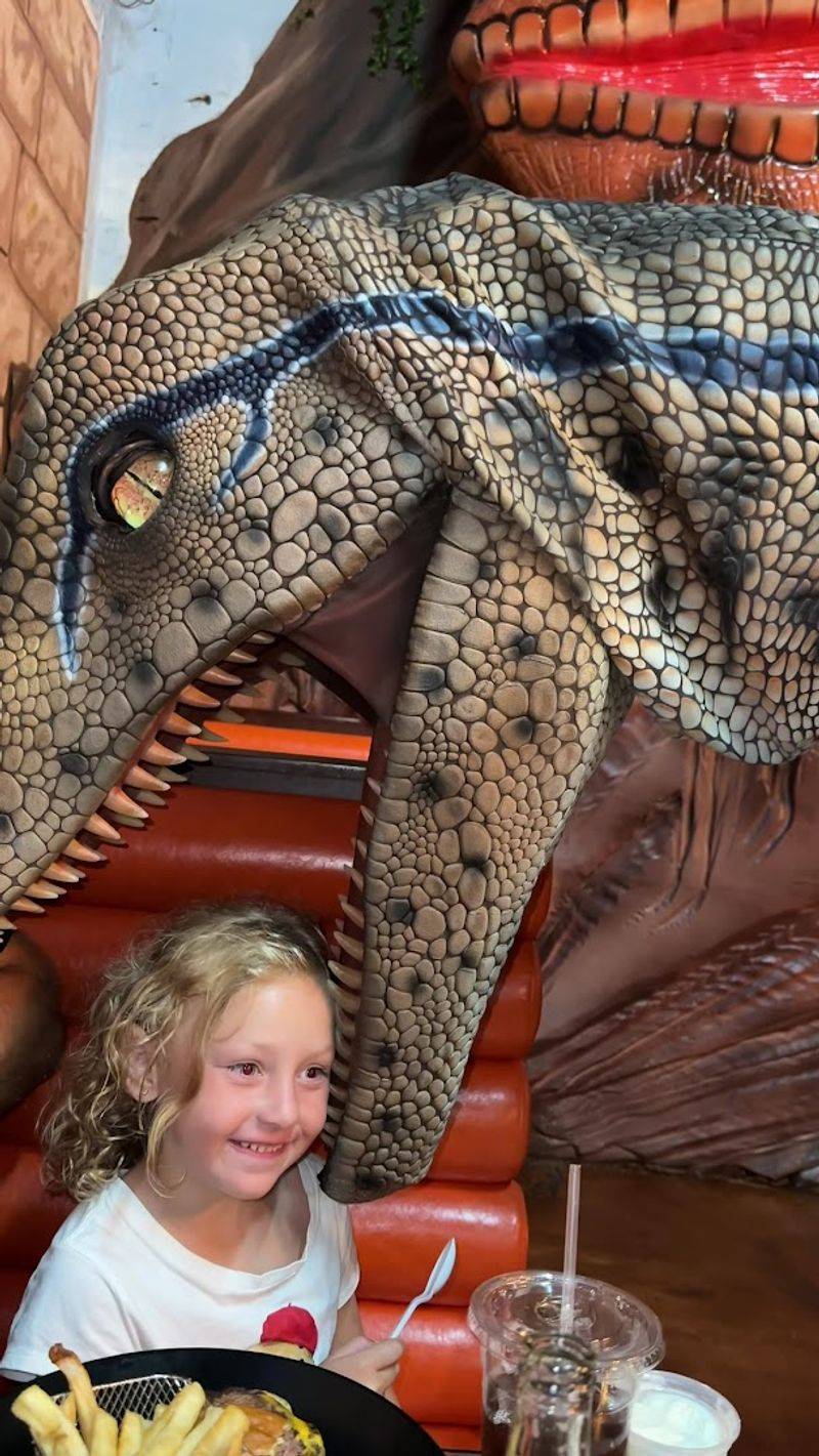 Blue the Velociraptor Steals the Show Every Hour
