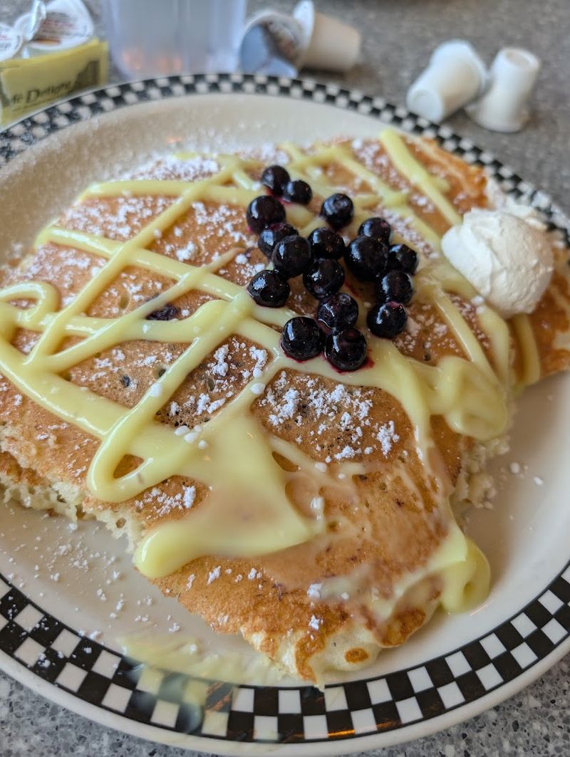 Blueberry Lemon Pancakes That Steal the Show