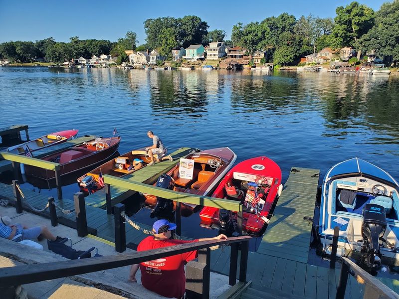 Boating Paradise With a Top-Notch Launch Ramp Boating Paradise With a Top-Notch Launch Ramp