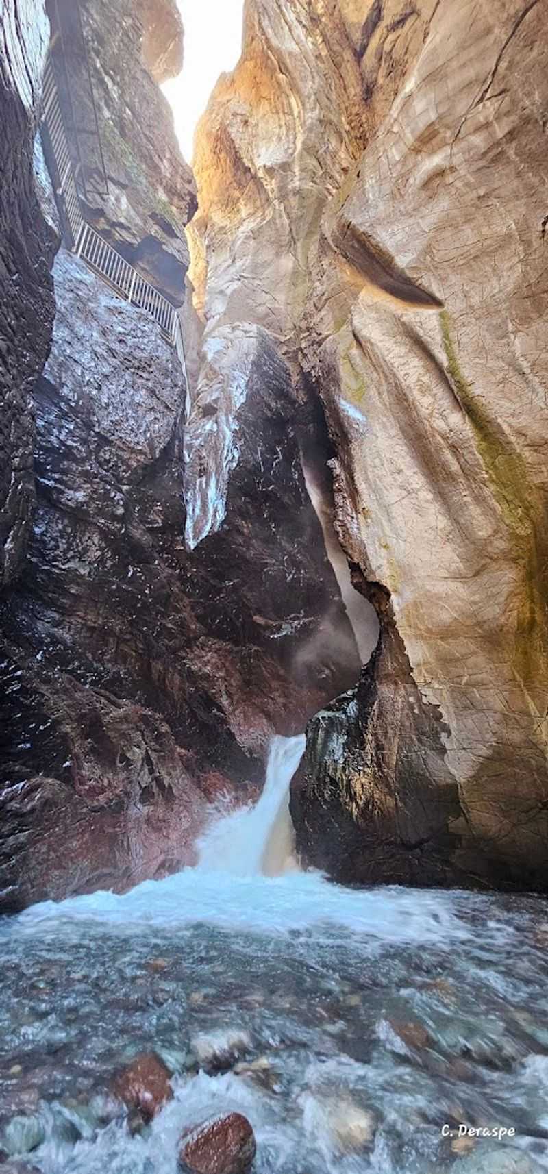 Box Cañon Falls Park - Ouray, Colorado Box Cañon Falls Park - Ouray, Colorado