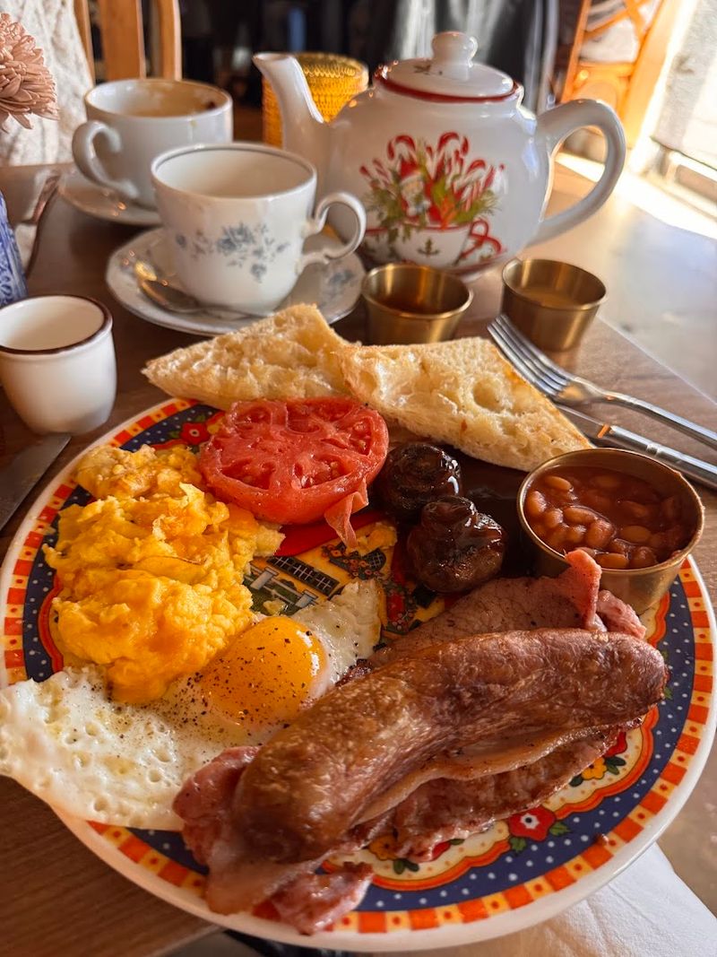 Breakfast Worth Waking Up Early For