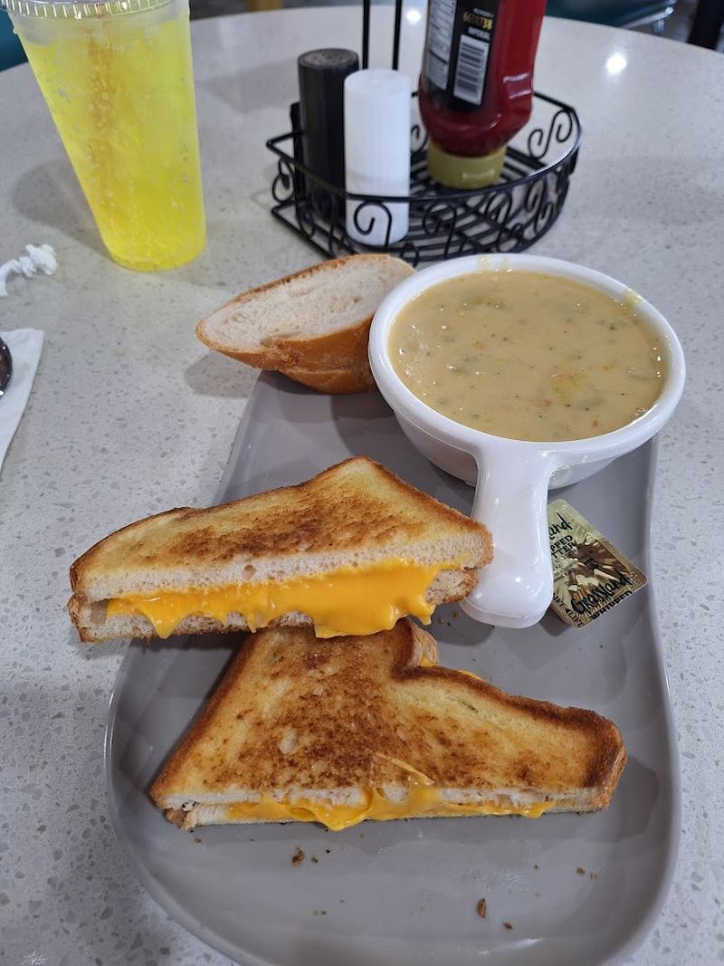 Broccoli Cheddar Soup That Warms the Soul