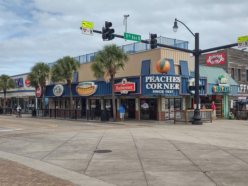 Budget-Friendly Eating on the Myrtle Beach Boardwalk