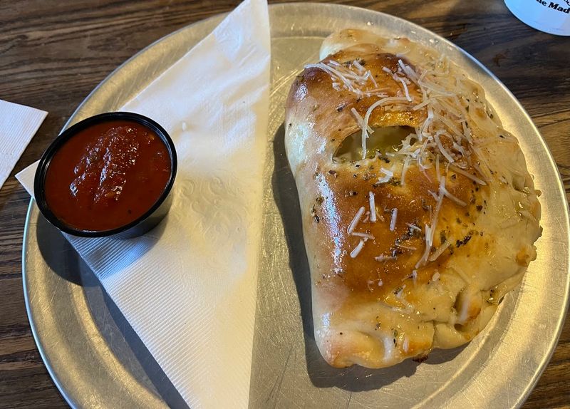 Calzones That Deserve a Standing Ovation