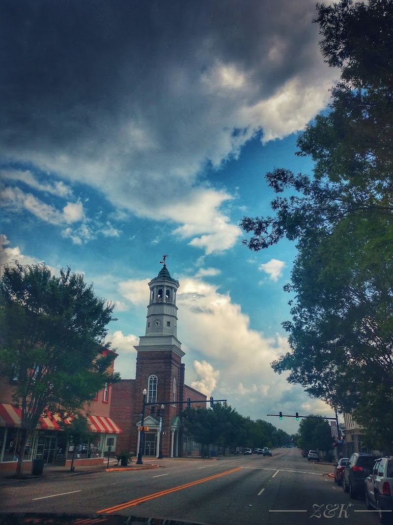 Camden's Welcoming Small-Town Spirit