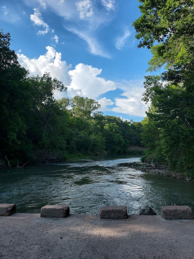 Canoe Rentals for a Paddling Adventure