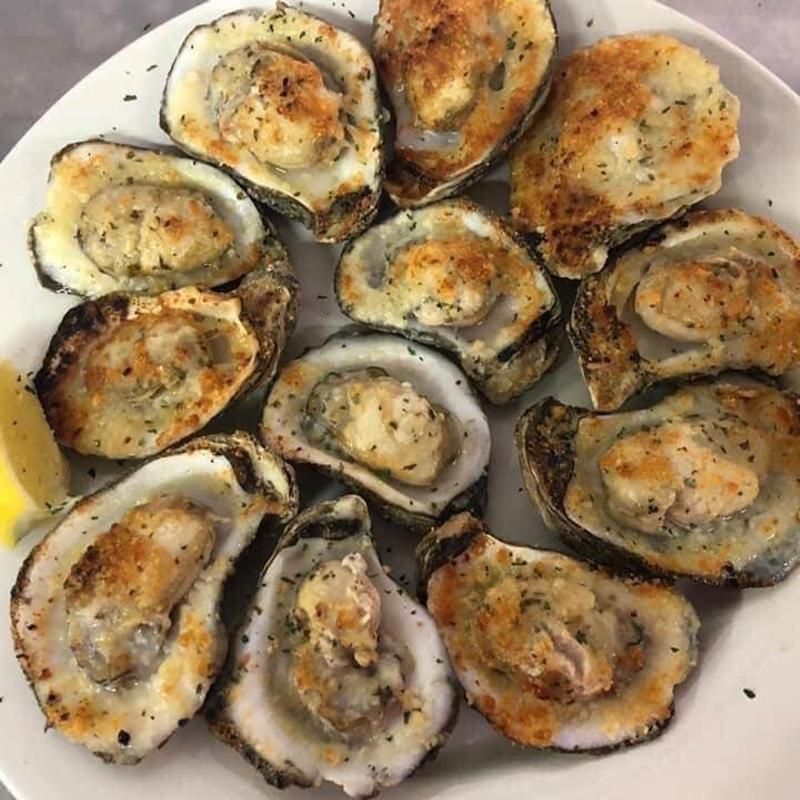 Charcoal-Grilled Oysters