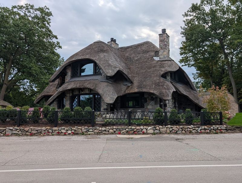 Charlevoix Mushroom Houses - Charlevoix, Michigan Charlevoix Mushroom Houses - Charlevoix, Michigan