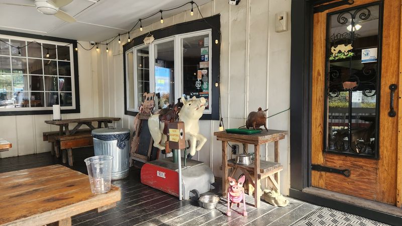 Charming Atmosphere and Outdoor Seating