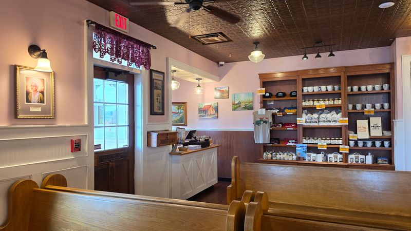 Charming Gift Shop and Homemade Products