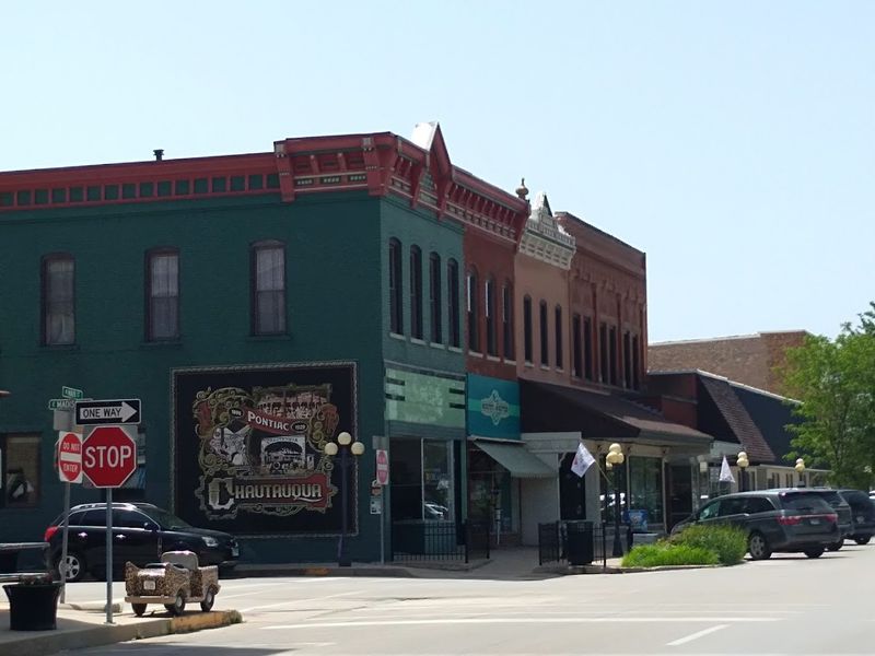Charming Historic Downtown District Charming Historic Downtown District