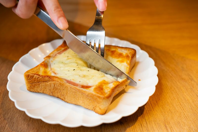 Cheese toast