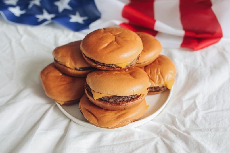 Cheeseburgers Cheeseburgers