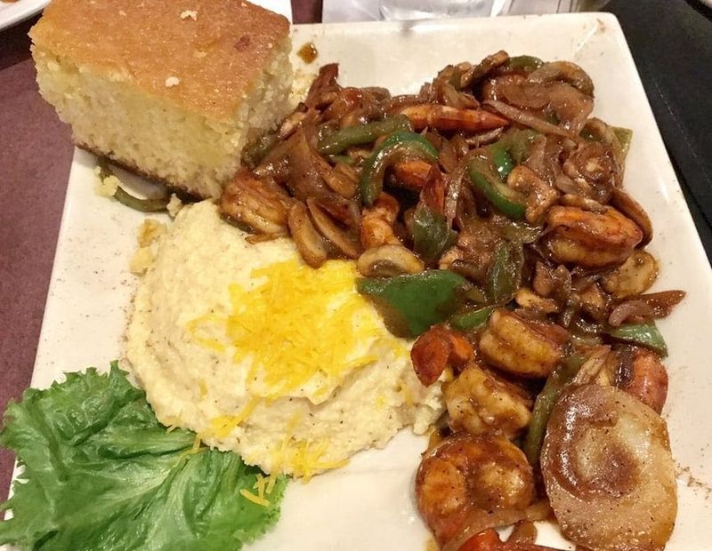 Cheesy Grits That Steal the Show