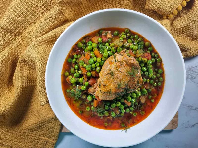 Chicken and pea stew