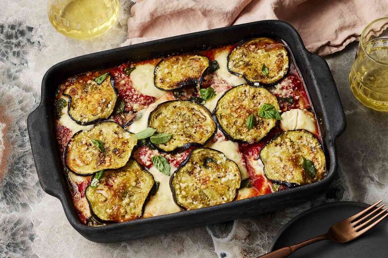 Chicken with eggplant